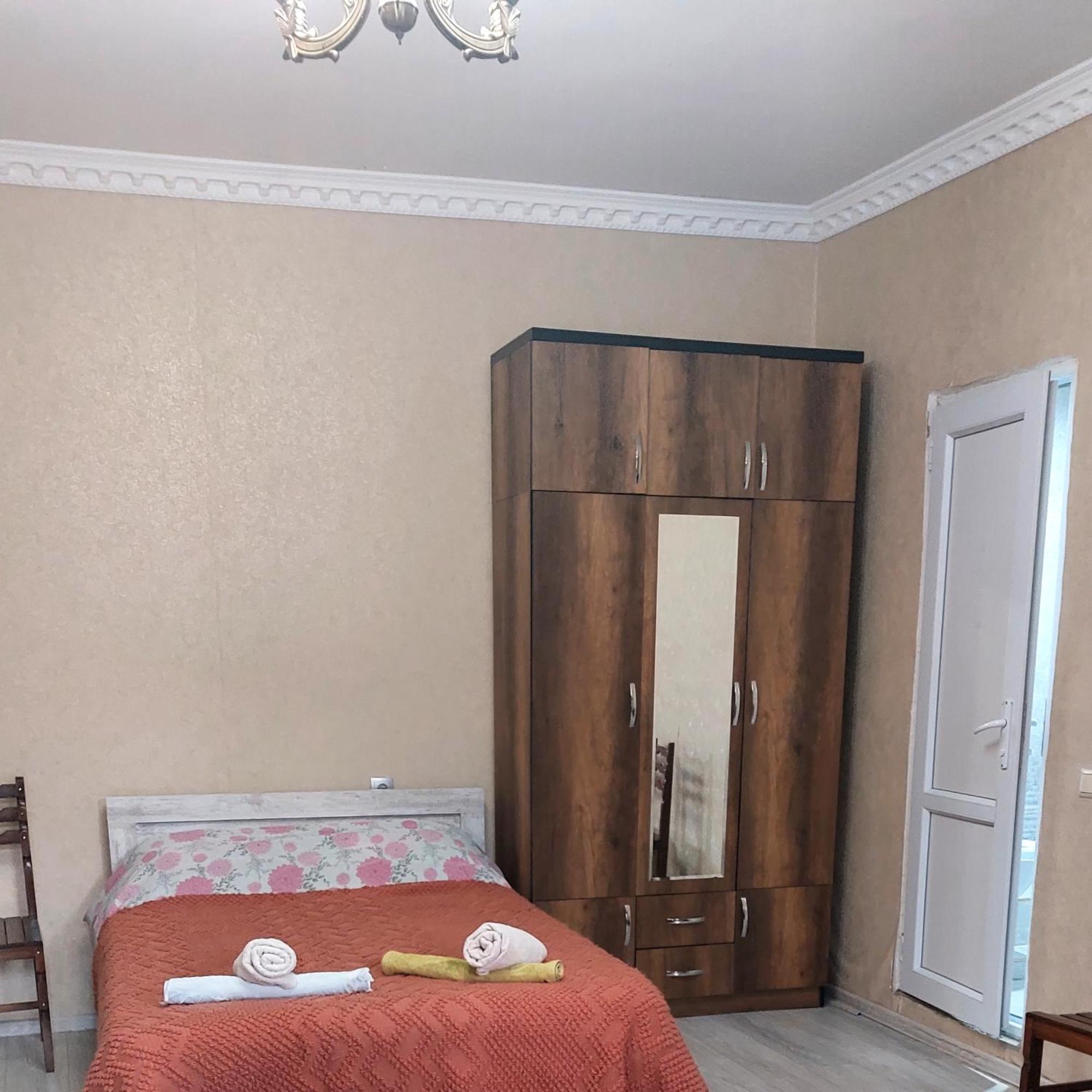 The White House Hotel Kazbegi Quarto foto